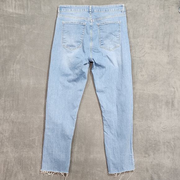 Forever 21 Jeans Slim Straight Light Wash Raw Hem Size 30 - Picture 2 of 9